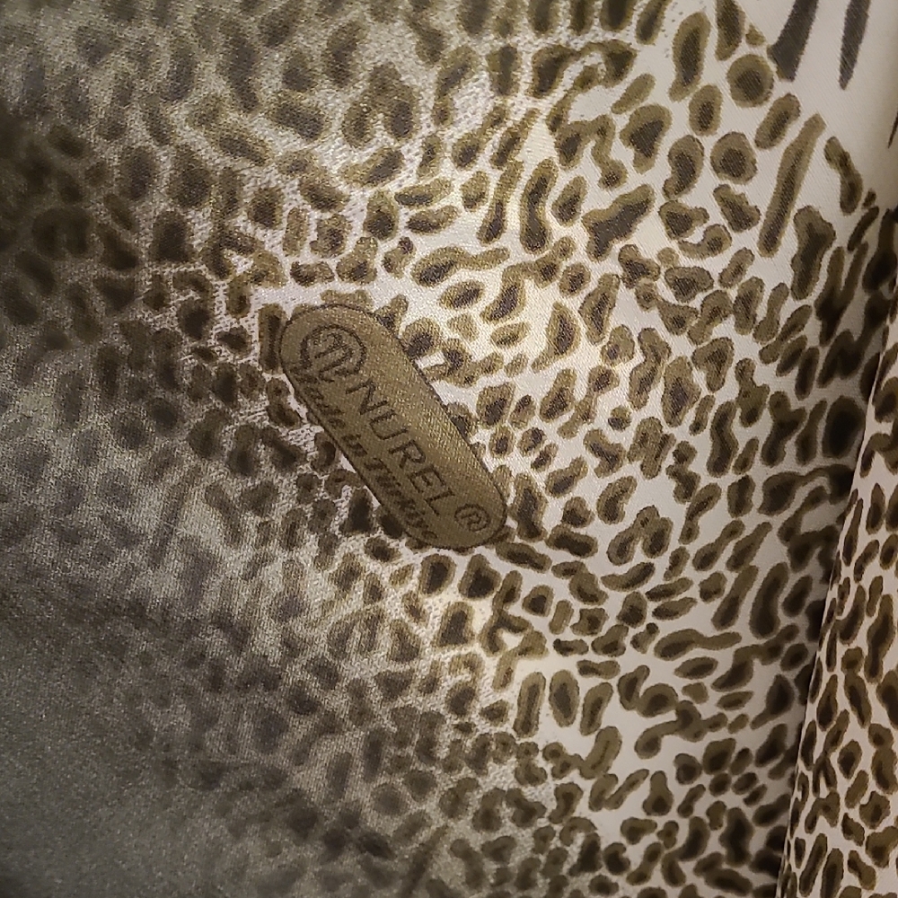 Nurel Animal Print Scarf - Picture 2 of 3